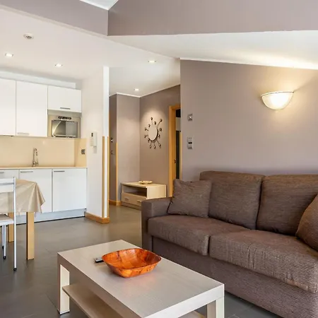 Apartment Apts Cueto 4a 2 Adultos 2 Ninos